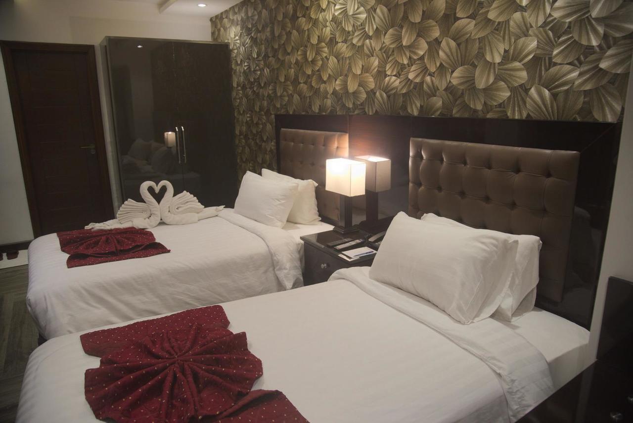 Savoey Hotel 라호르 외부 사진